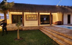 Le Vahine Eco-Resort